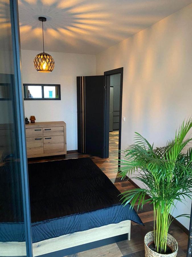 Copper Free Parking Apartment